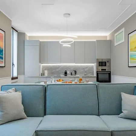 Vitruvio Palace - La Vista Milánó