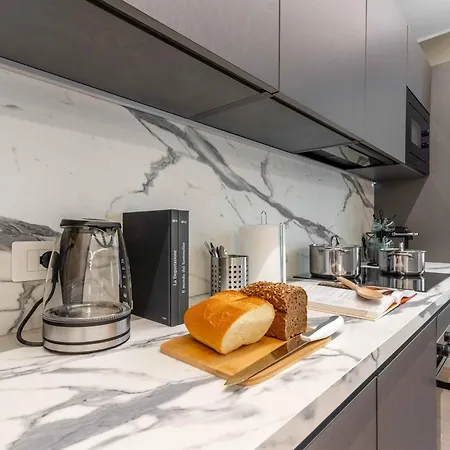 Vitruvio Palace - La Vista Apartment Milan