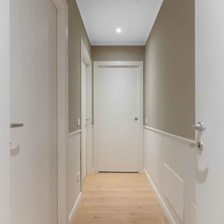 Vitruvio Palace - La Vista Apartment *