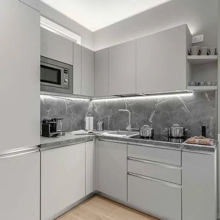 Vitruvio Palace - La Vista * Milánó