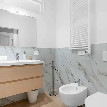 Vitruvio Palace - La Vista * Milánó